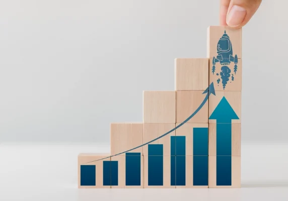 Marking Fences of Rapid Growth